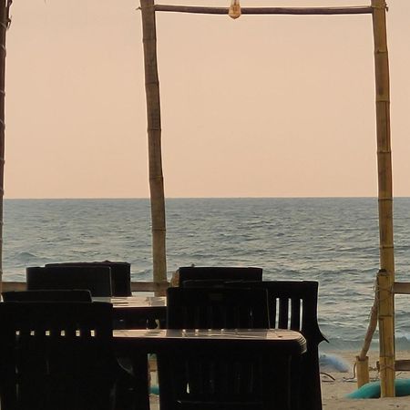 Golden Bright Hotel Gokarna  Ngoại thất bức ảnh